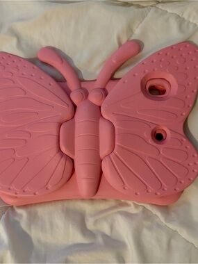 Source Unknown Pink Butterfly Tablet Case